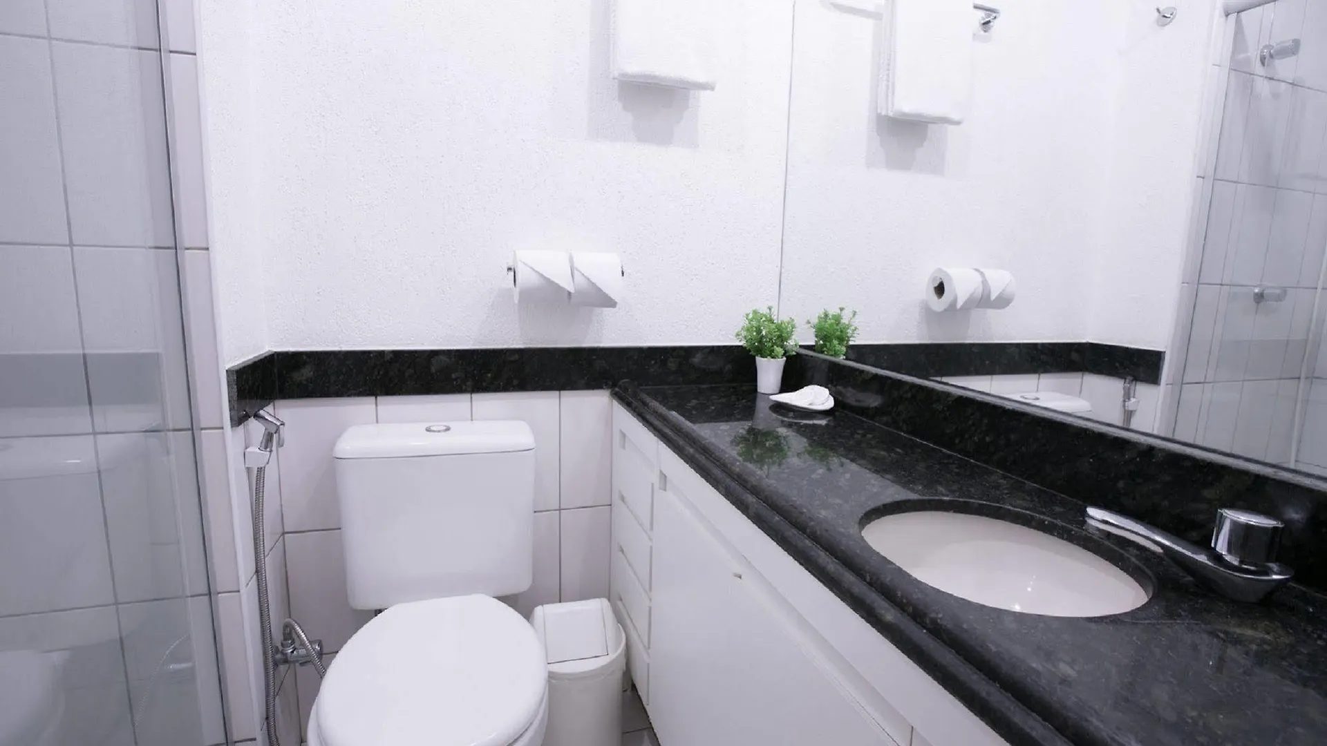 Hotel Verona Hplus Long Stay Torto